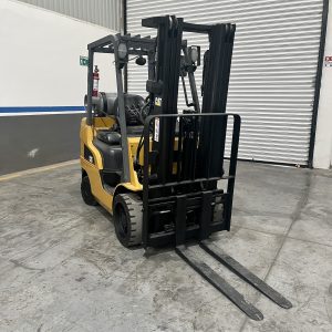 Montacargas Caterpillar 5000 lbs a Gas | Con Garantía y Envío Nacional | C25000