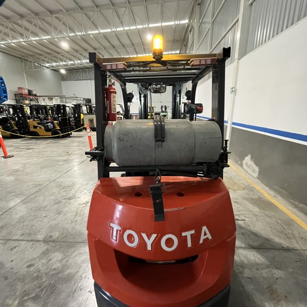 Montacargas Toyota 5000 lbs a Gas | Con Garantía y Envío Nacional | 7FGCU25 - Imagen 2